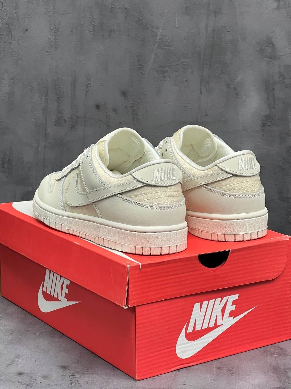 nike dunk low,nike dunk low sail/light bone,кроссовки nike sb dunk low цвет бежевый,женские кроссовки nike dunk low,кроссовки nike dunk low