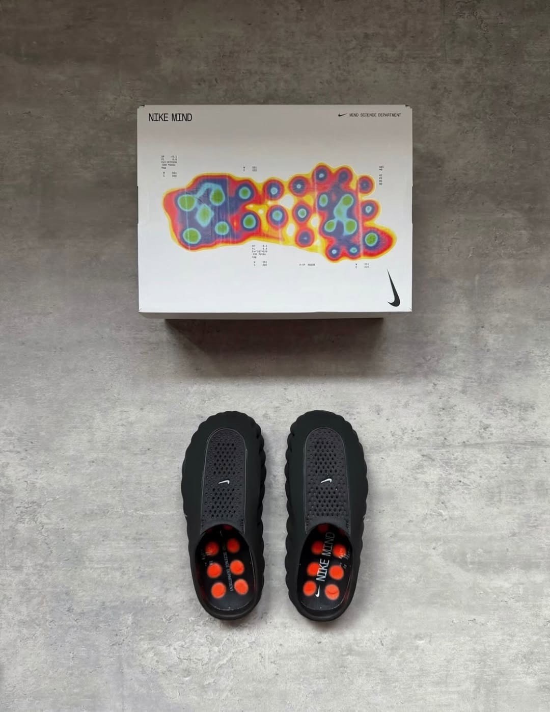 ,тапки модные,обуви,домашние тапочки,тапочки кроссовки