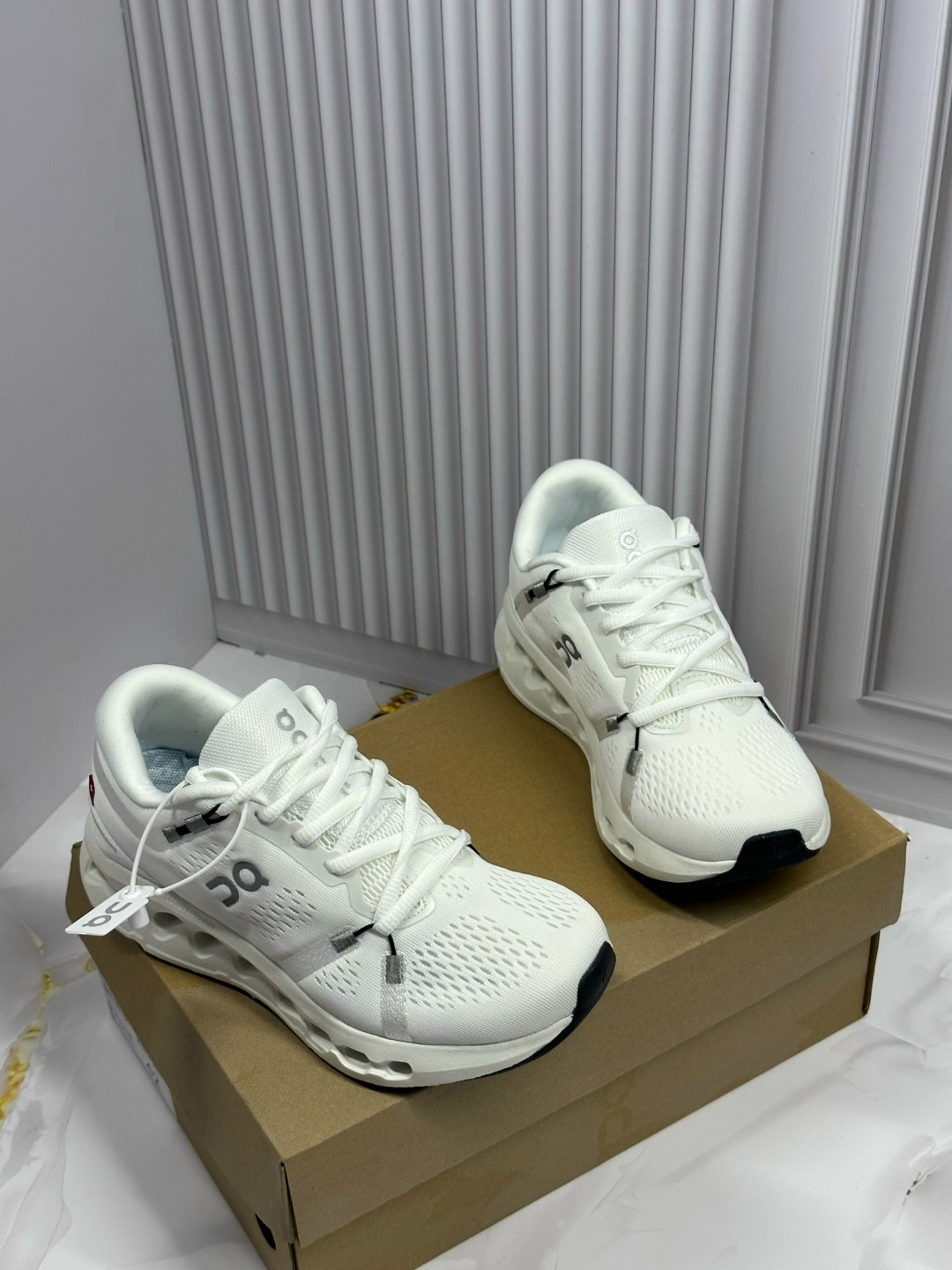 кроссовки on,спортивные кроссовки,спортивная ,кроссовки женские мужские,кроссовки