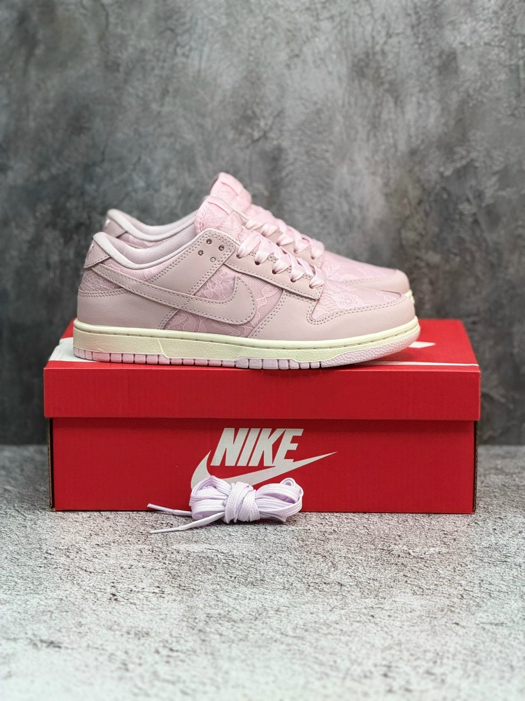 nike dunk low pink pigeon,женские кроссовки nike dunk low,nike dunk low pink,кроссовки nike dunk low,кроссовки