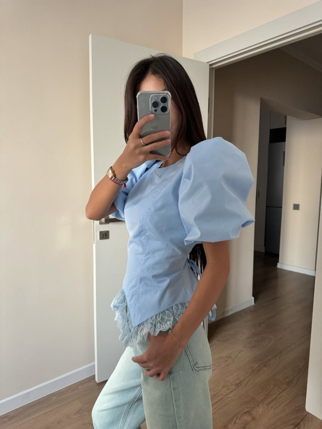 блузка с оборками,топ корсет белый,блуза с объемными рукавами,блузка женская с открытыми плечами,белая блузка с корсетом