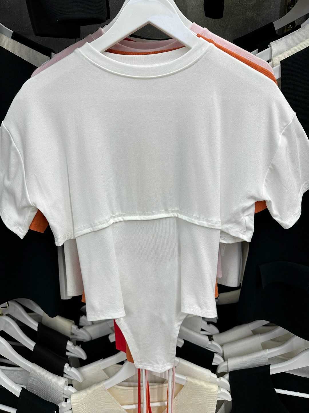 футболки женская,летние футболки,кроп топ,футболка женская укороченная,укороченная футболка