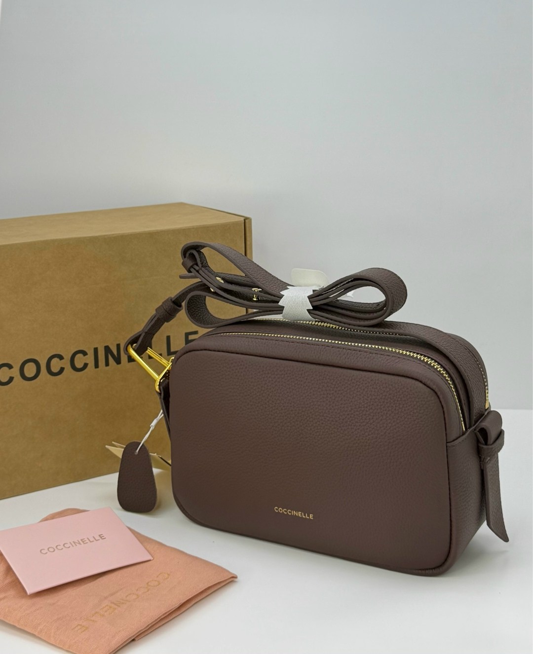 сумка coccinelle,сумка на плечо женская coccinelle gleen,женская сумка coccinelle,сумка кросс-боди кожаная coccinelle gleen coccinelle,сумка через плечо coccinelle