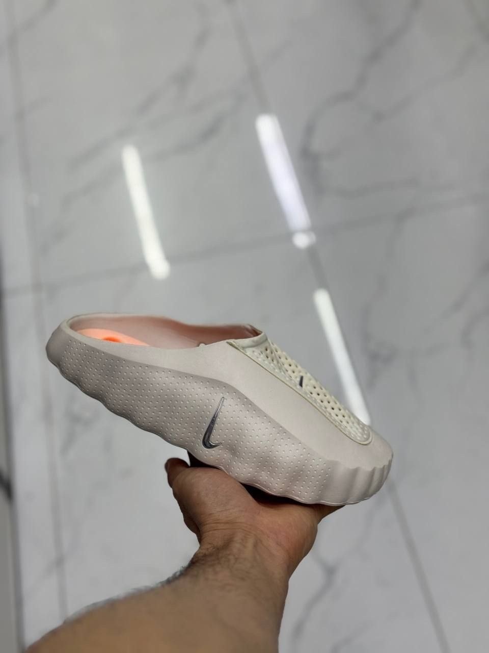 ,тапки модные,кроссовки nike,кроссовки тапки,тапки nike