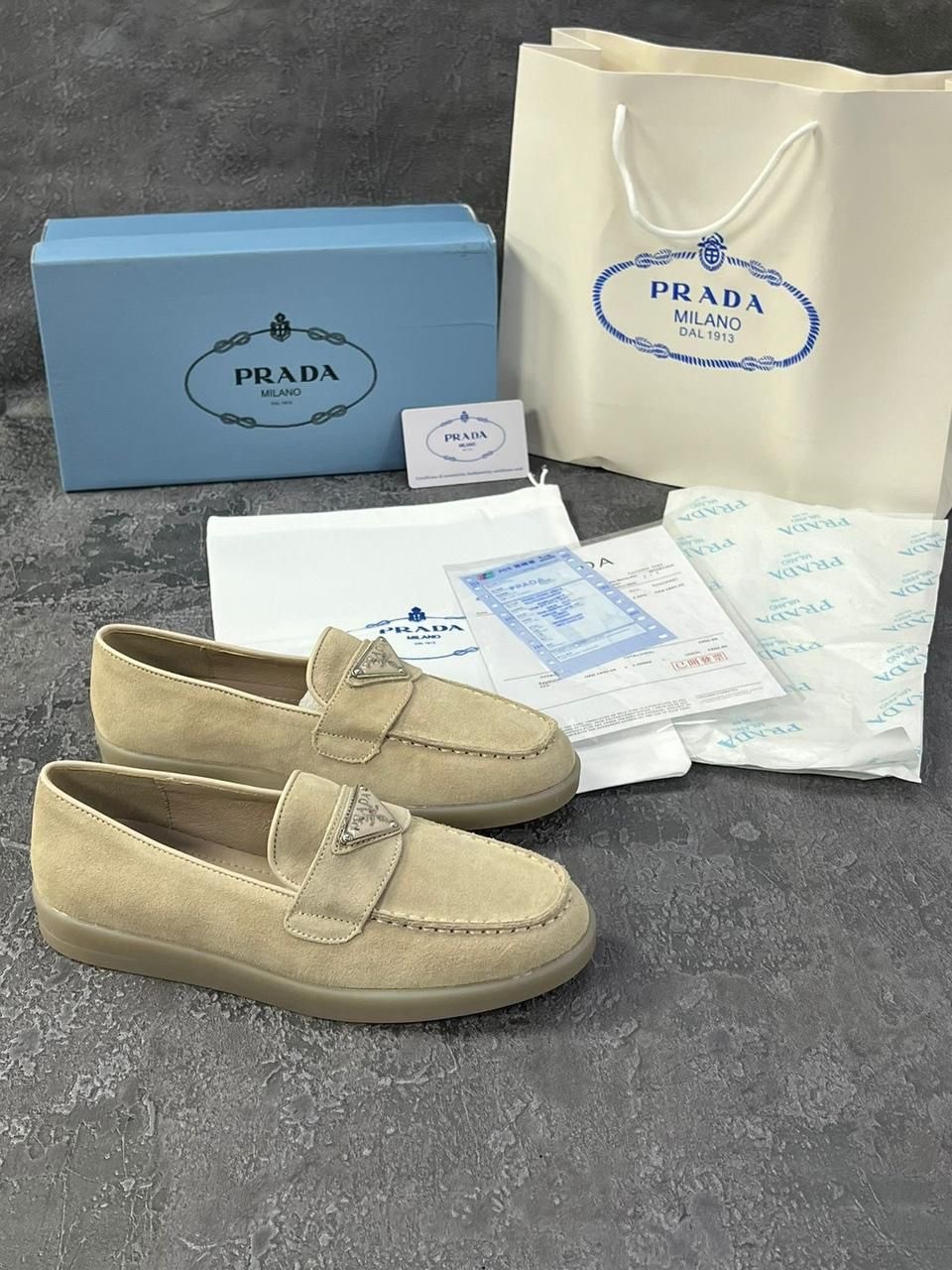 ,лоферы prada,лоферы loro piana,loro piana лоферы женские,мокасины прада