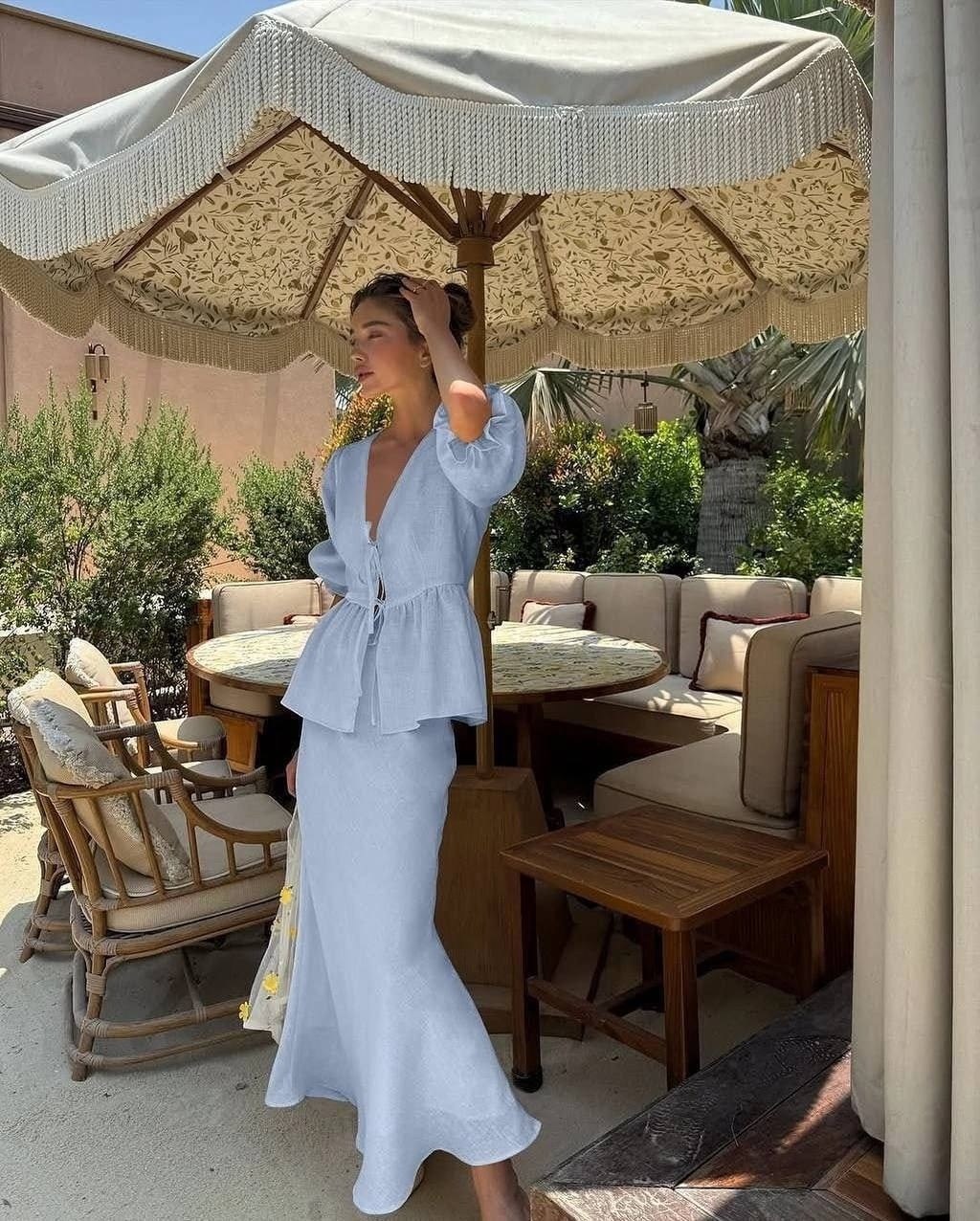 костюм летний с юбкой,элегантные наряды,женский летний костюм с юбкой,стильные наряды,летний костюм с юбкой и топом