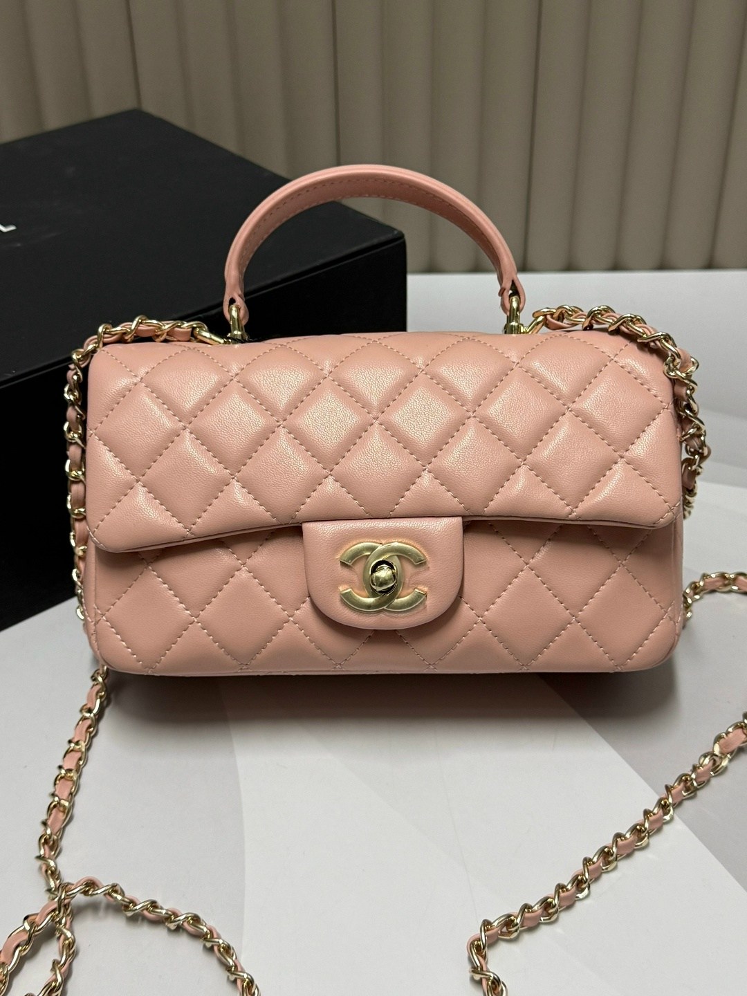 сумка шанель,chanel classic flap bag,сумочка в стиле chanel,сумка chanel,женские сумки chanel