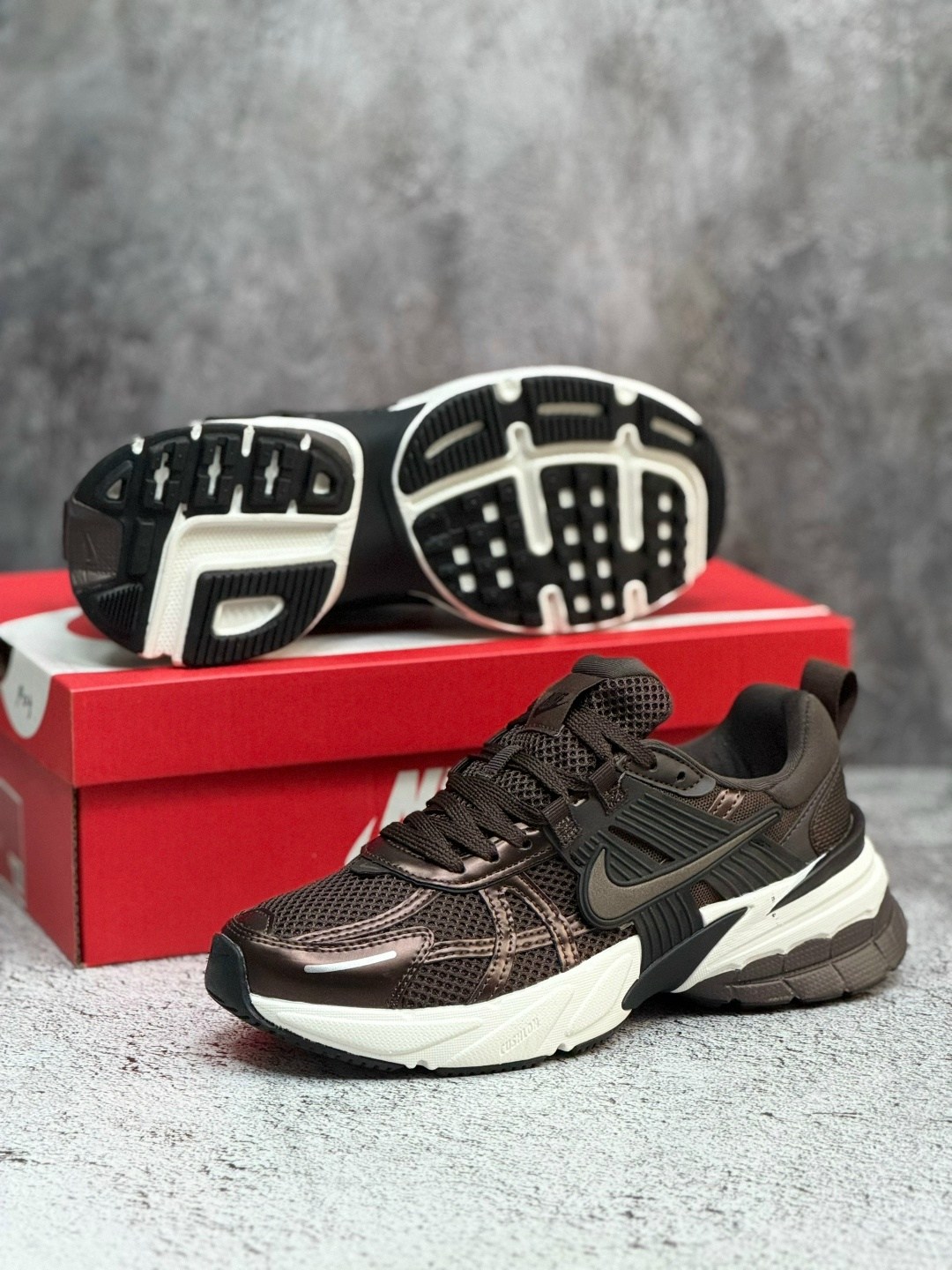 женские повседневные кроссовки nike v2k run коричневый,кроссовки nike,кроссовки nike v 2 k run,кроссовки,женские кроссовки nike