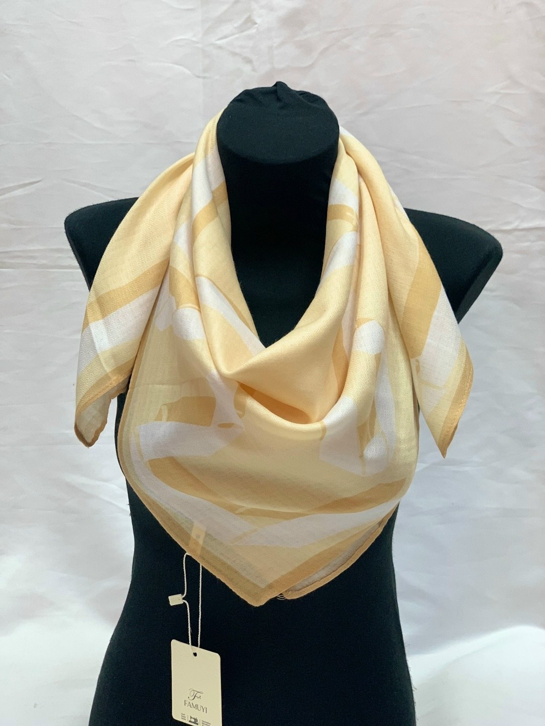 шарфы и платки,модные шарфы,шарф,шелковый шарф,платки женские