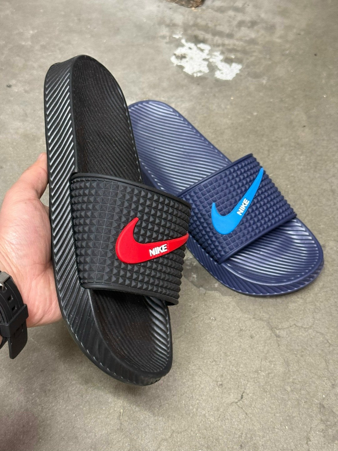 мужские шлепки,шлепанцы мужские,шлепки nike benassi jdi мужские,nike benassi jdi black challenge red,сланцы nike solarsoft slide
