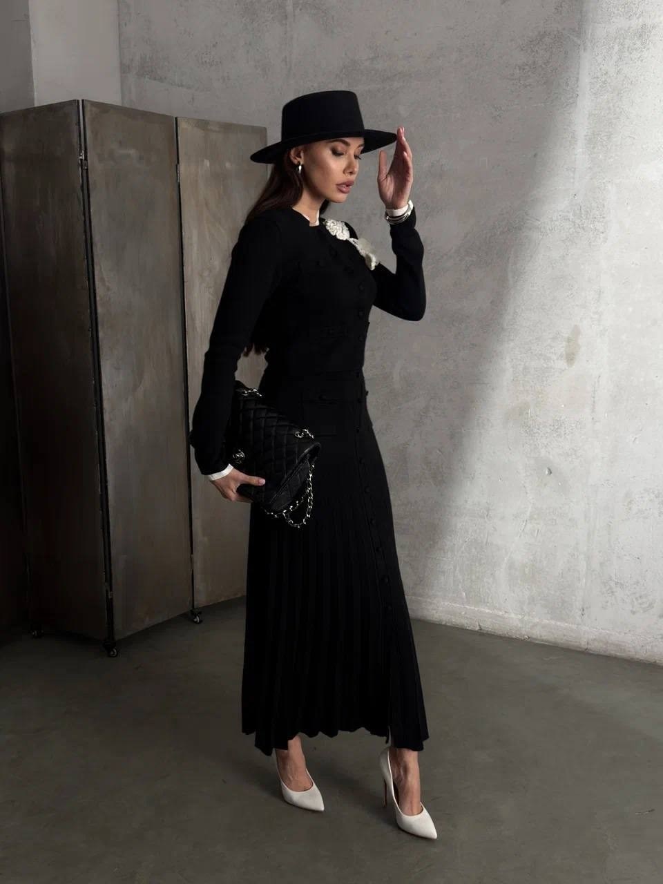 трикотажный женский костюм красного цвета,трикотажное платье,костюм женский,платье женской,платье трикотажное макси