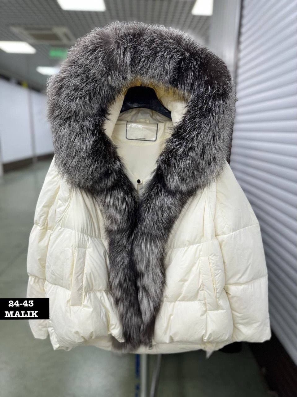 пуховик женский с натуральным мехом,пуховик с натуральным мехом,пуховик с мехом,женская куртка с натуральным мехом,пуховик женский