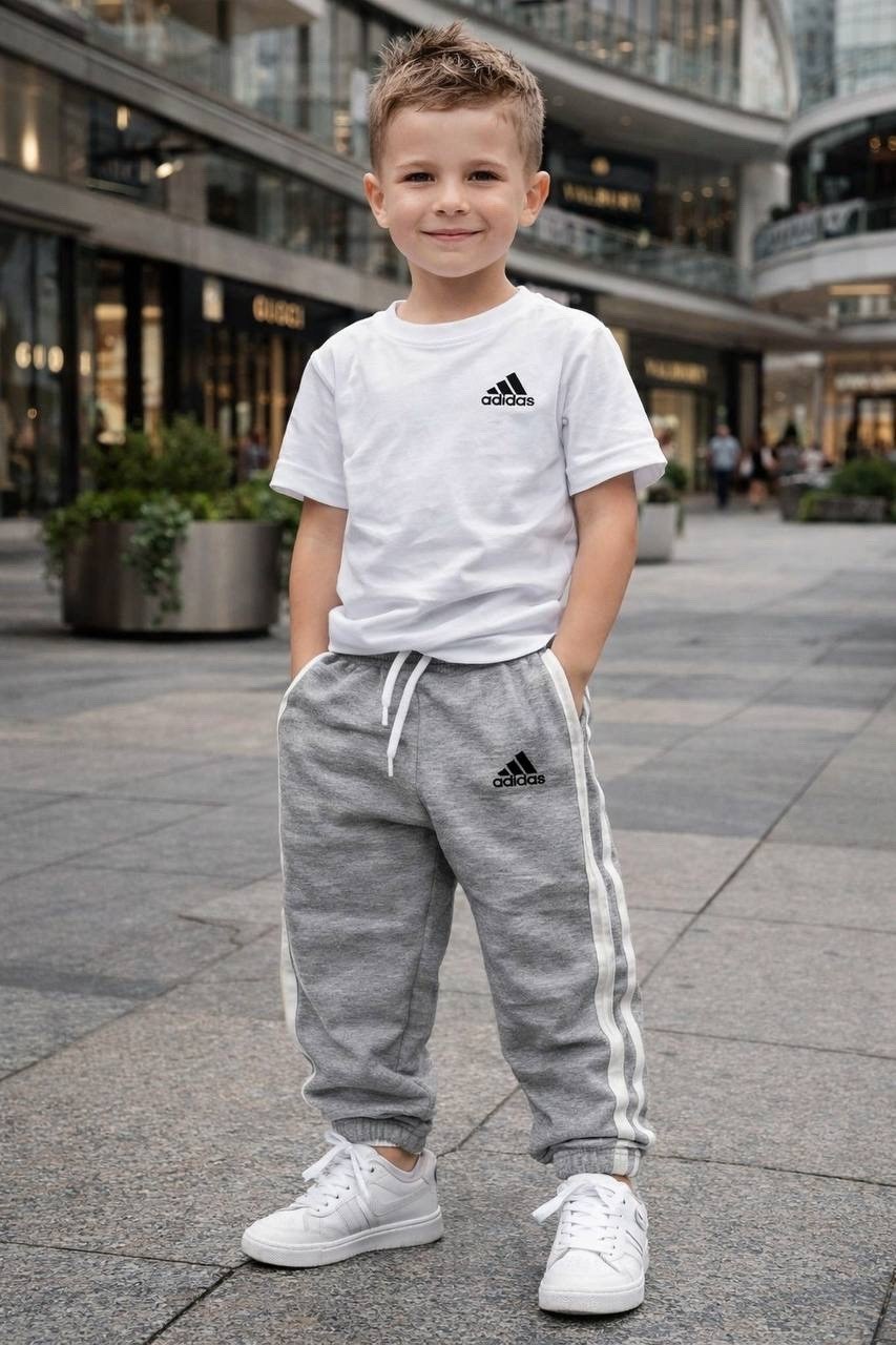 adidas essential,костюмы спортивный adidas,для мальчиков adidas,в спортивном костюме,спортивные костюмы адидас