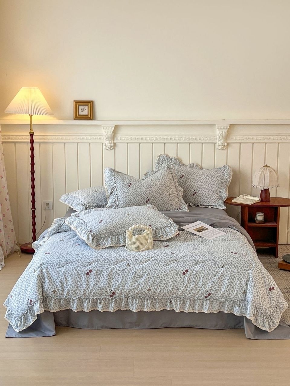 комплект постельного белья,постельного белья,покрывала,покрывало комплект,пододеяльник с рюшами