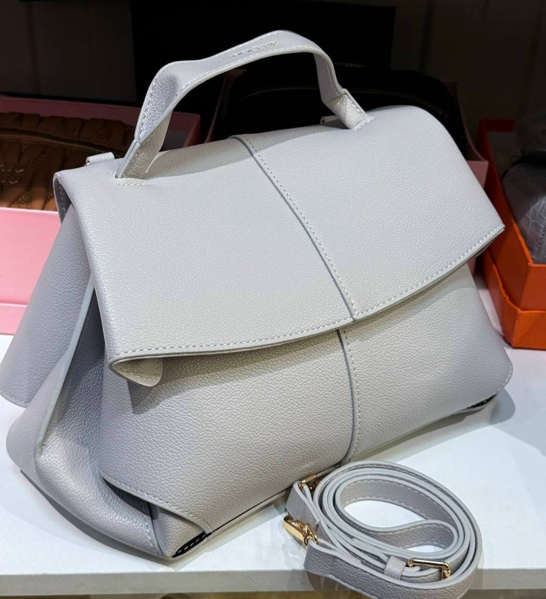 сумка,сумка женская,черная сумка,кожаная сумка,модная сумка