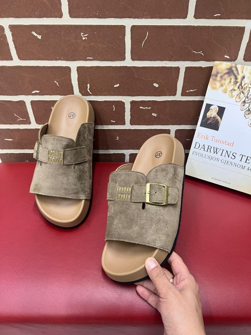 ,женские шлепанцы,женские тапки,женские шлепки,сандали