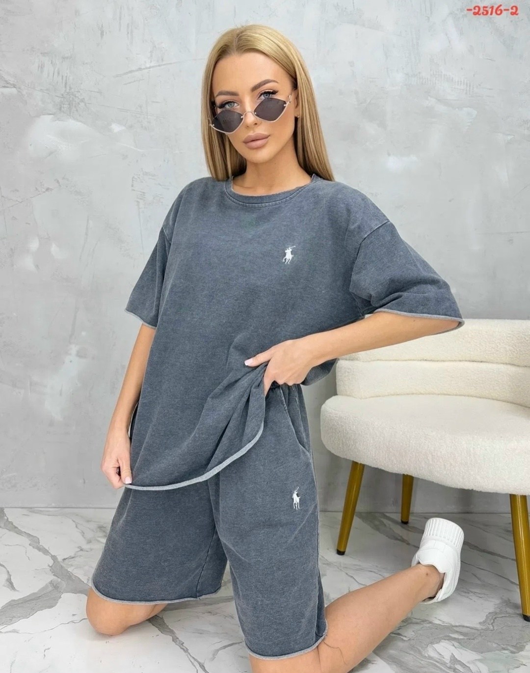 костюмы женские,,спортивные женские костюмы,футболки женская,костюм