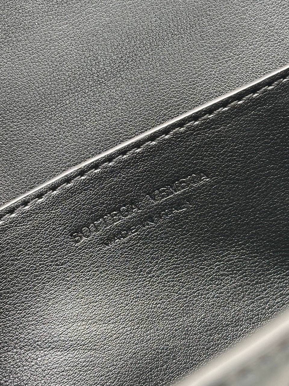 женская сумка bottega veneta,клатч bottega veneta,сумка bottega veneta,женский кожаный клатч bottega veneta andiamo,сумка клатч bottega veneta