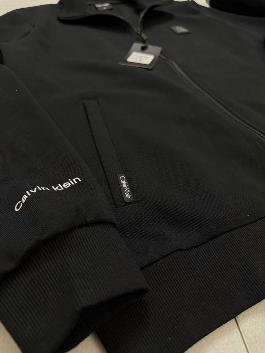 мужская толстовка calvin klein,олимпийка calvin klein,мужская толстовка calvin klein jeans,calvin klein костюм спортивный,calvin klein куртка мужская