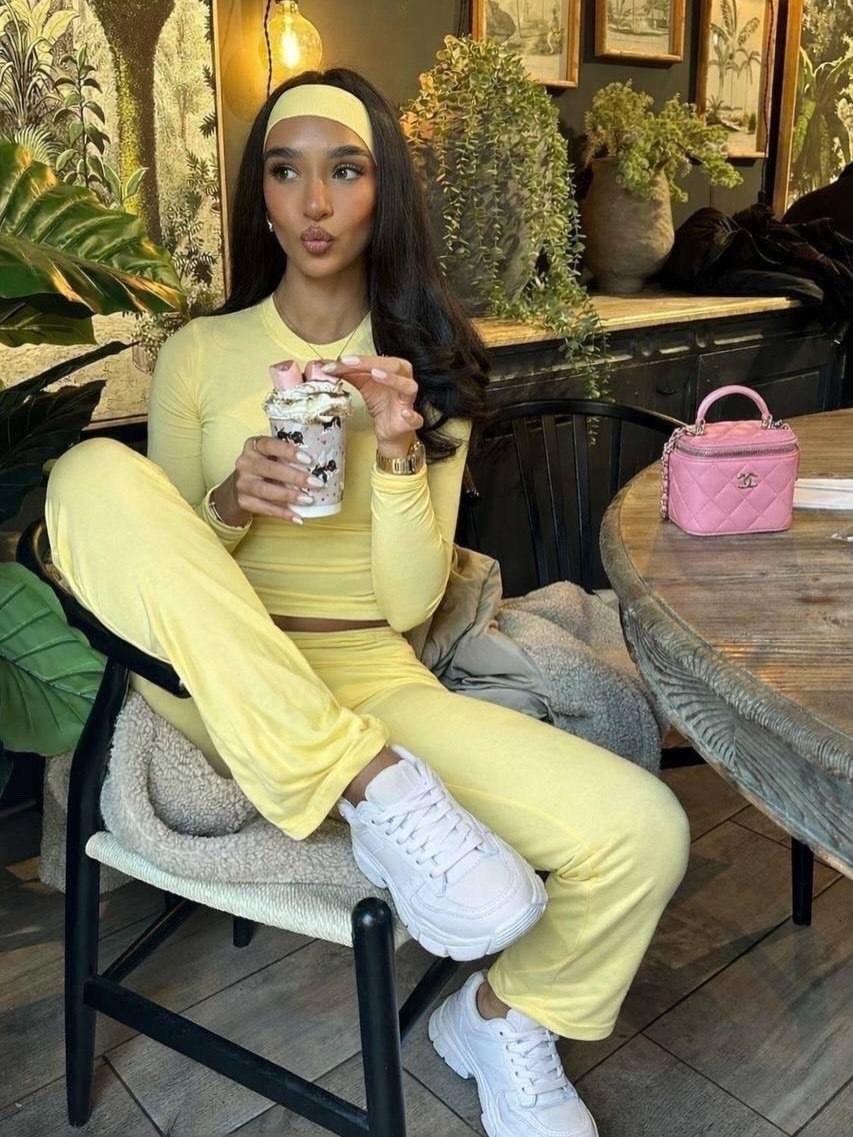 костюм женский,трикотажные костюмы,костюм стильный,брючный костюм,костюм желтый