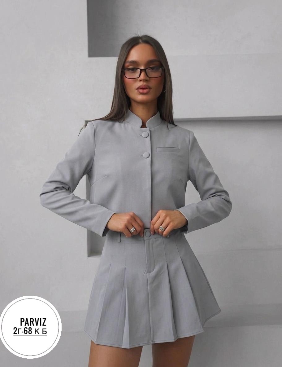 костюм пиджак укороченный с юбкой,костюм женский с юбкой и пиджаком,женский костюм укороченный пиджак и юбка плиссе,костюм школьный пиджак укороченный с юбкой konat,костюм пиджак и юбка