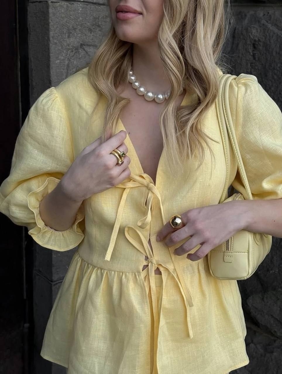 костюм летний с юбкой,элегантные наряды,женский летний костюм с юбкой,стильные наряды,летний костюм с юбкой и топом