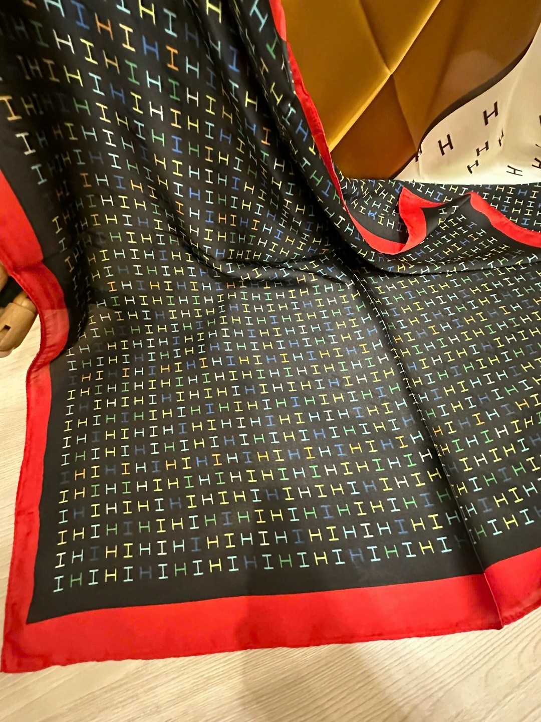 шелковый шарф,шарфы для женщин,шелковые платки,женский шелковый шарф,платки шарф