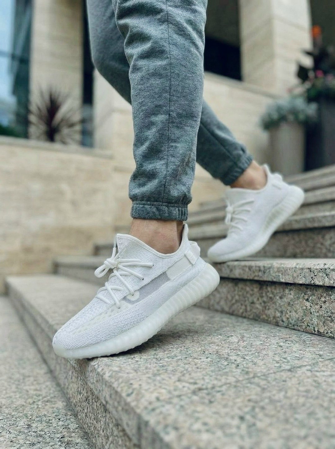 кроссовки adidas yeezy 350 boost,кроссовки adidas yeezy boost,кроссовки adidas yeezy 350 boost v2 triple white,кроссовки адидас изи буст,adidas yeezy boost 350 v 2
