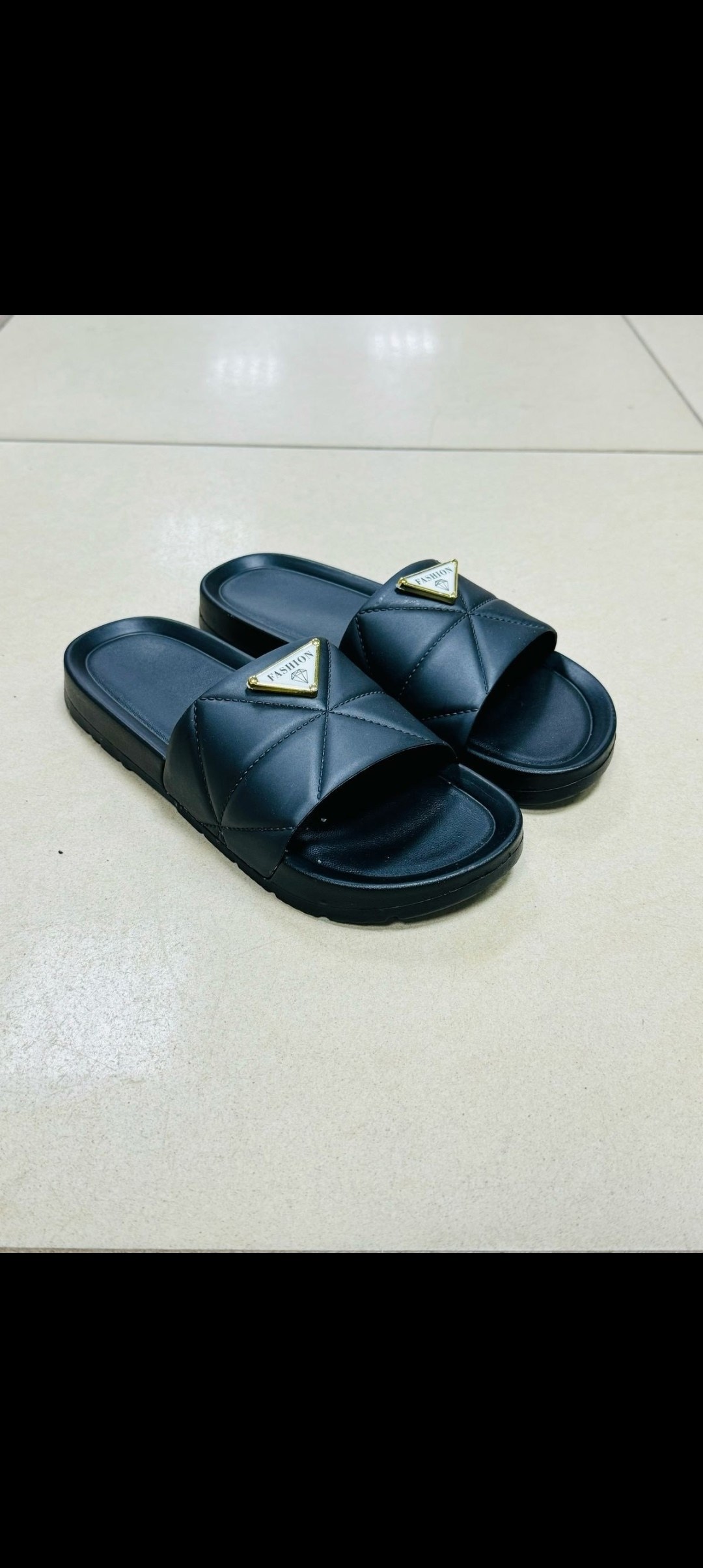 шлепанцы женские,модные тапочки,шлепки gloria jeans женские,женские тапочки,