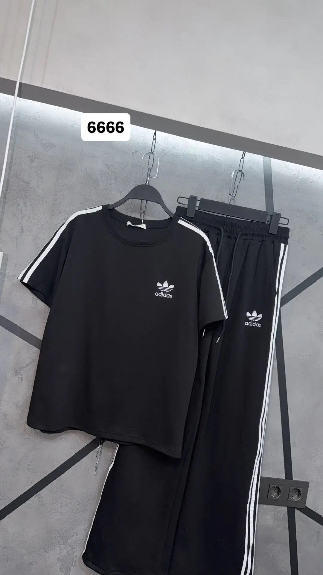 спортивный костюм adidas,костюм спортивный adidas sportswear,мужской спортивный костюм adidas,костюм спортивный adidas original,костюм адидас