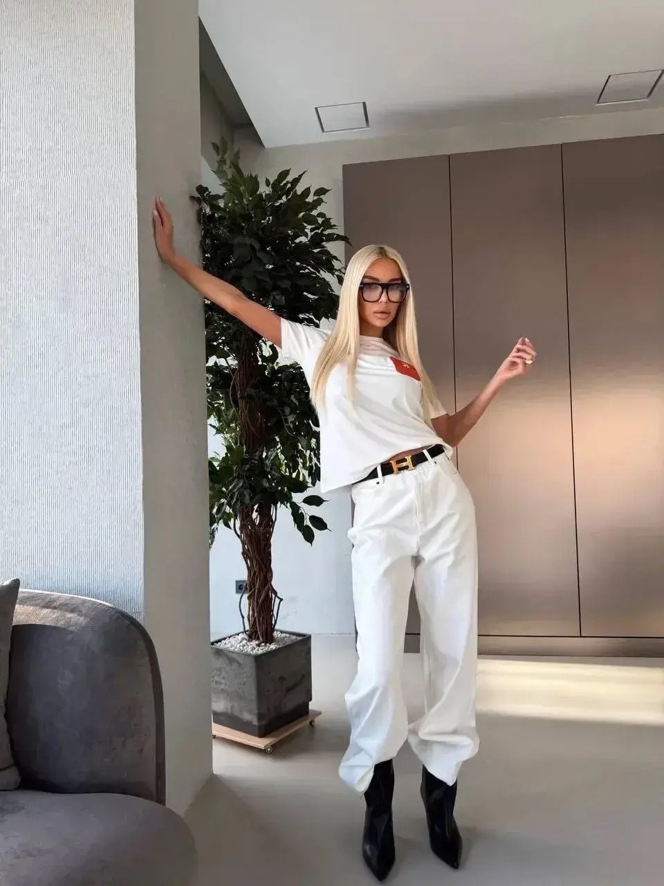 белые джинсы,белые брюки,брюки светлые,белые брюки женские