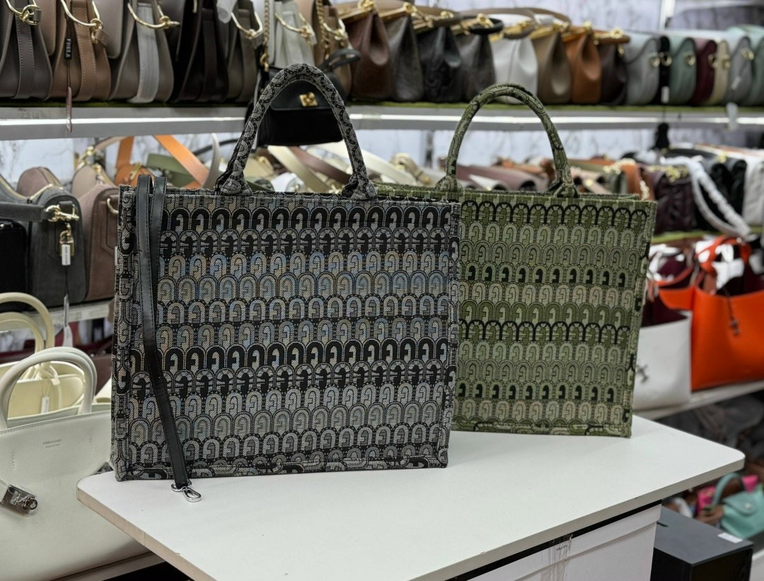 сумка,женская сумка furla,сумка furla,тоут сумка,текстильная сумка