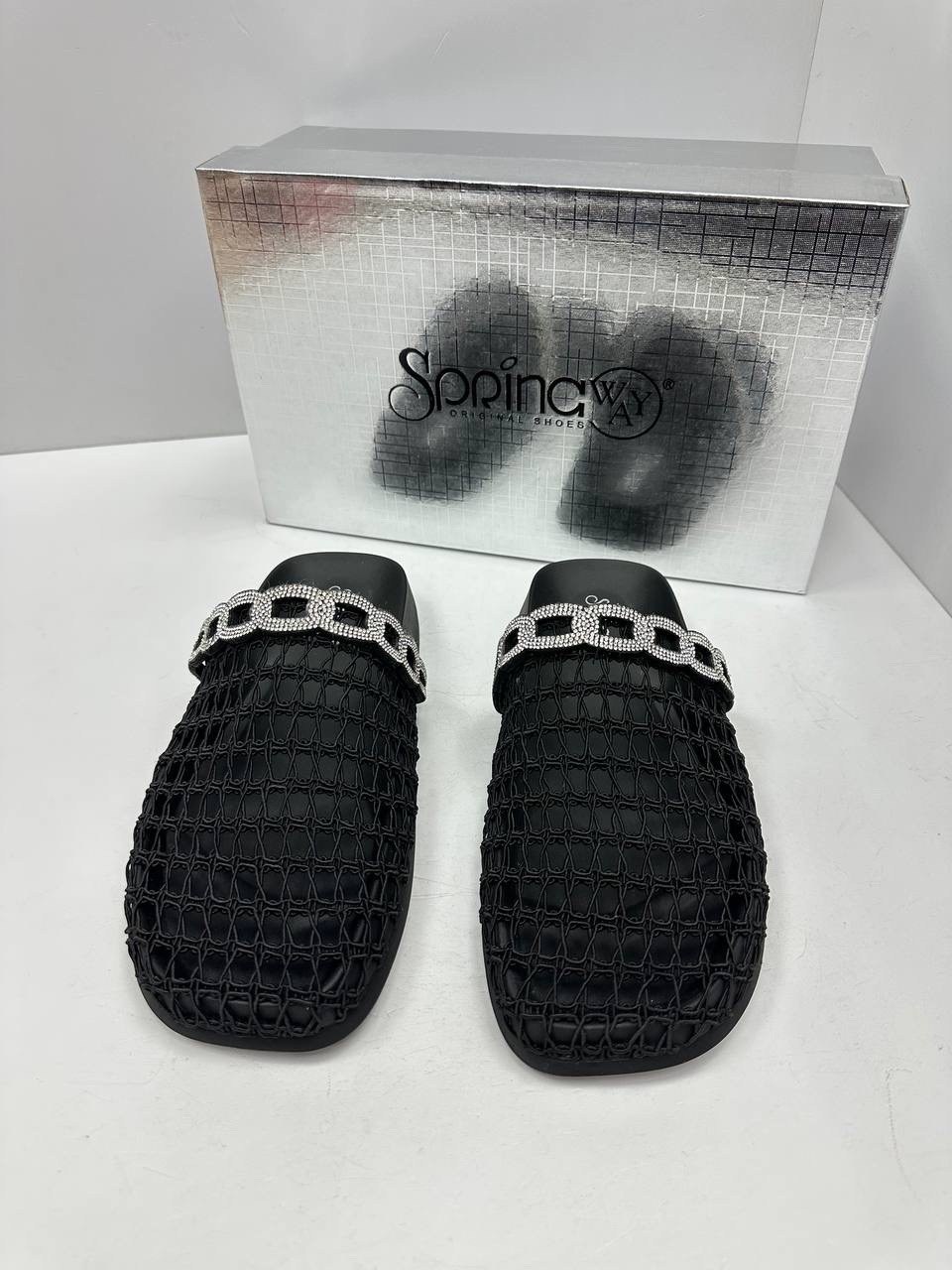 ,модные шлепанцы,шлепки кристиан диор женские,шлепанцы женские,модные тапочки