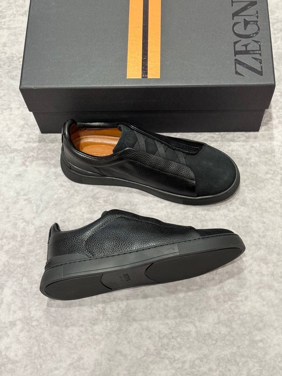 кеды zegna,чёрные кроссовки ermenegildo zegna triple stitch suede,zegna чёрные кроссовки triple stitch suede,кроссовки ermenegildo zegna,замшевые кеды мужские