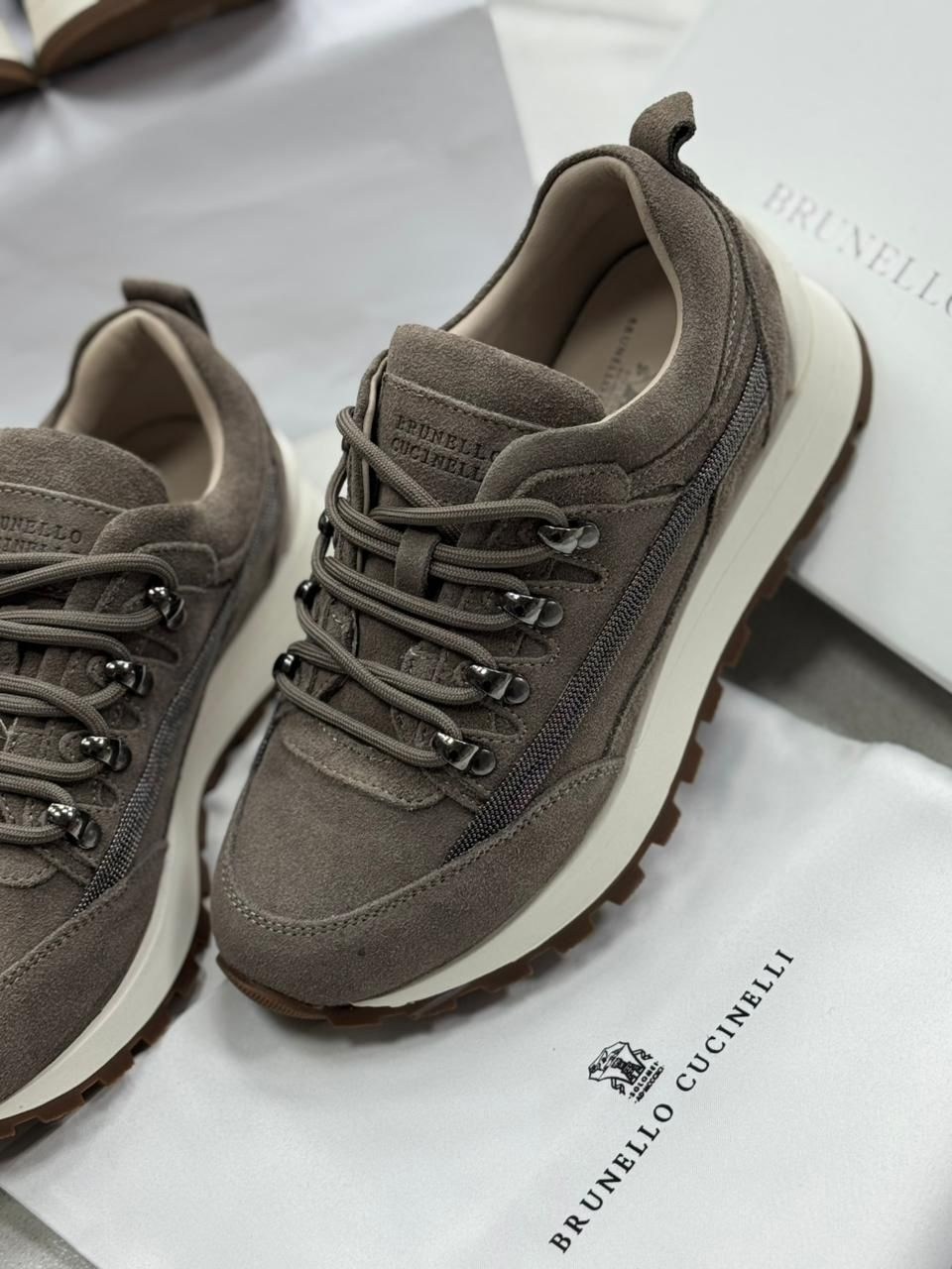 замшевые кроссовки brunello cucinelli,кроссовки brunello cucinelli,мужские кроссовки brunello cucinelli коричневые,brunello cucinelli кроссовки мужские,кроссовки женские brunello cucinelli