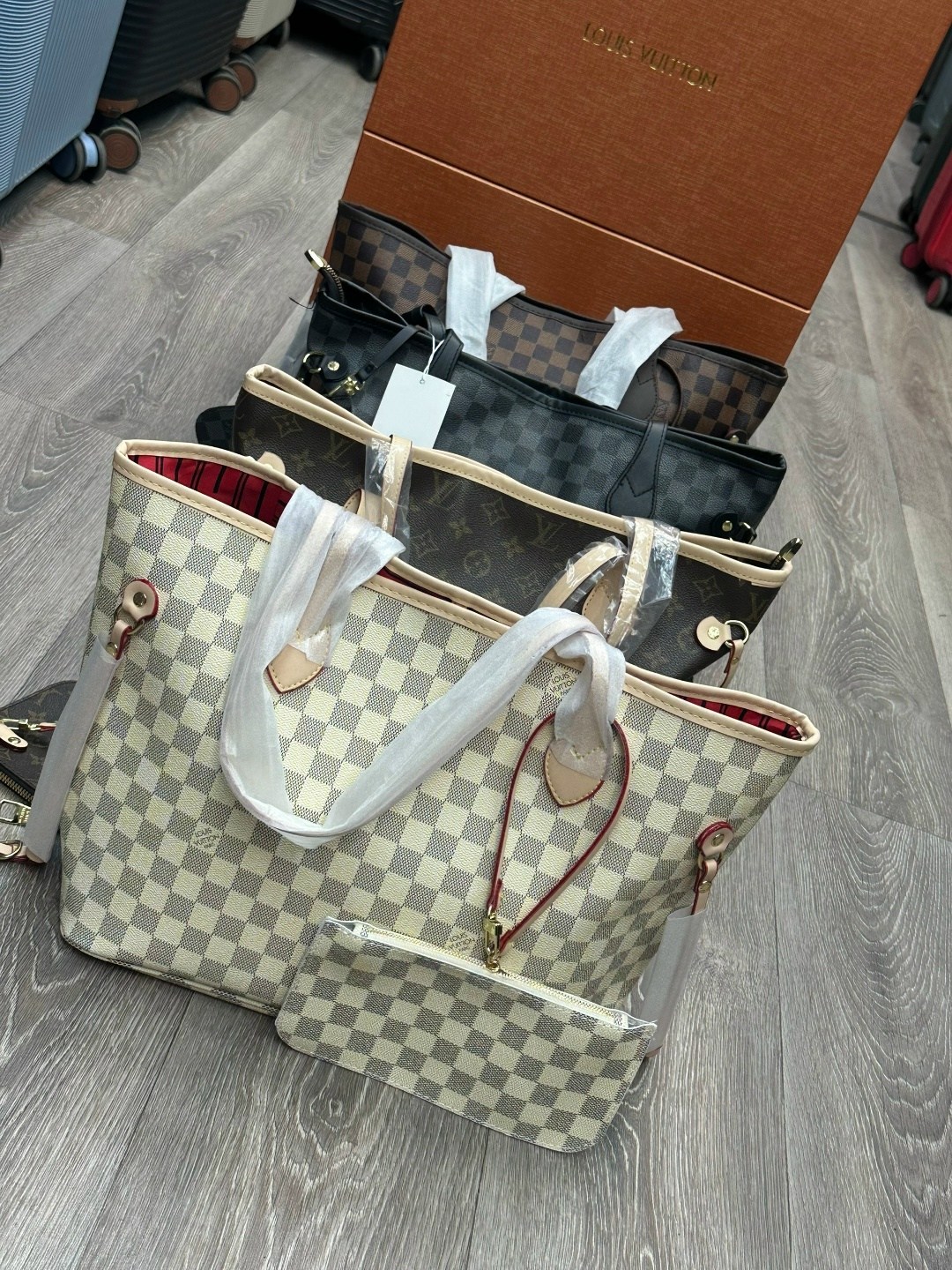 сумка луи виттон,сумка louis vuitton,сумка шоппер луи виттон,сумка женская louis vuitton,louis vuitton neverfull
