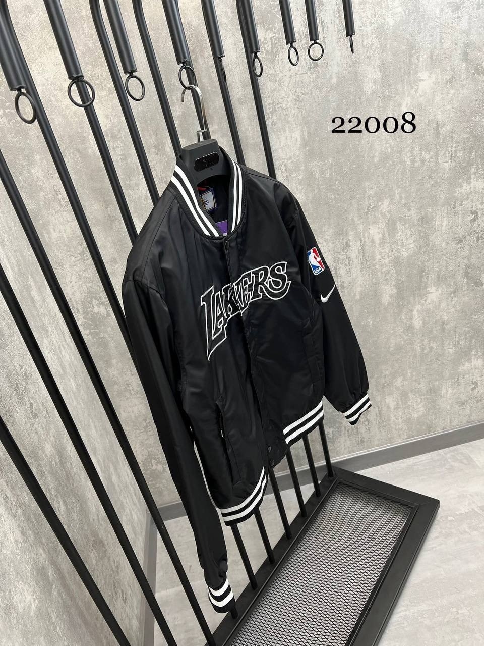 бомбер nike lakers,мужская куртка бомбер,куртка бомбер,демисезонная куртка бомбер nike lakers,куртка