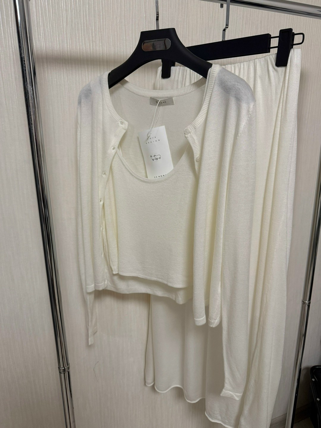 костюм классический,женский костюм трикотажный двойка mi cucci,трикотажные костюмы,костюм двойка кашемир,женский костюм