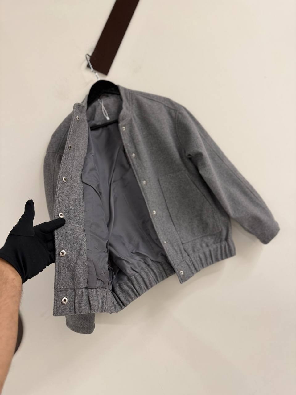 бомбер серый,повседневная куртка,куртка бомбер,куртка бомбер женская,бомбер серый женский