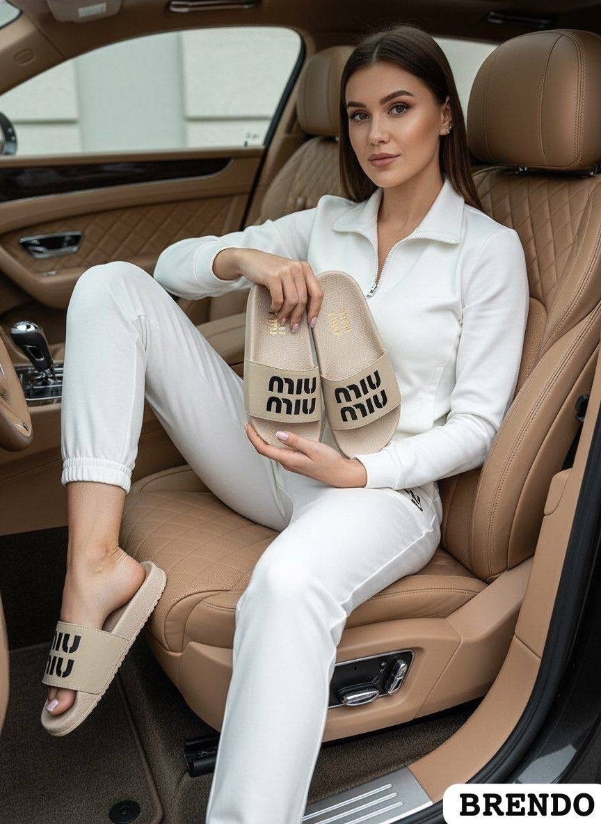 модные тапочки,шлепанцы женские,женские тапочки,шлепки фенди,