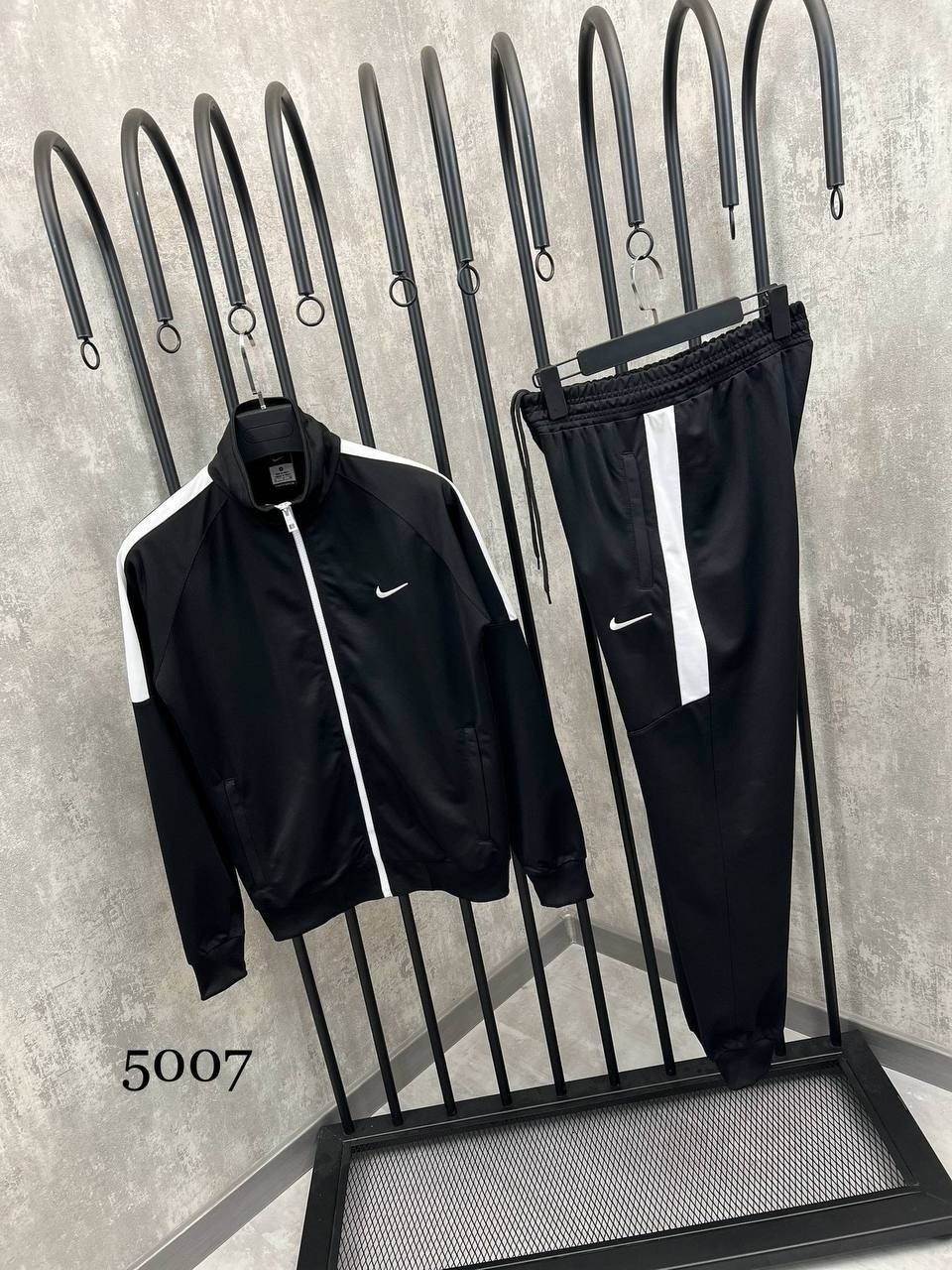 спортивные костюмы nike,спортивные костюмы мужские,мужской спортивный костюм nike,костюм nike,спортивный костюм nike черный