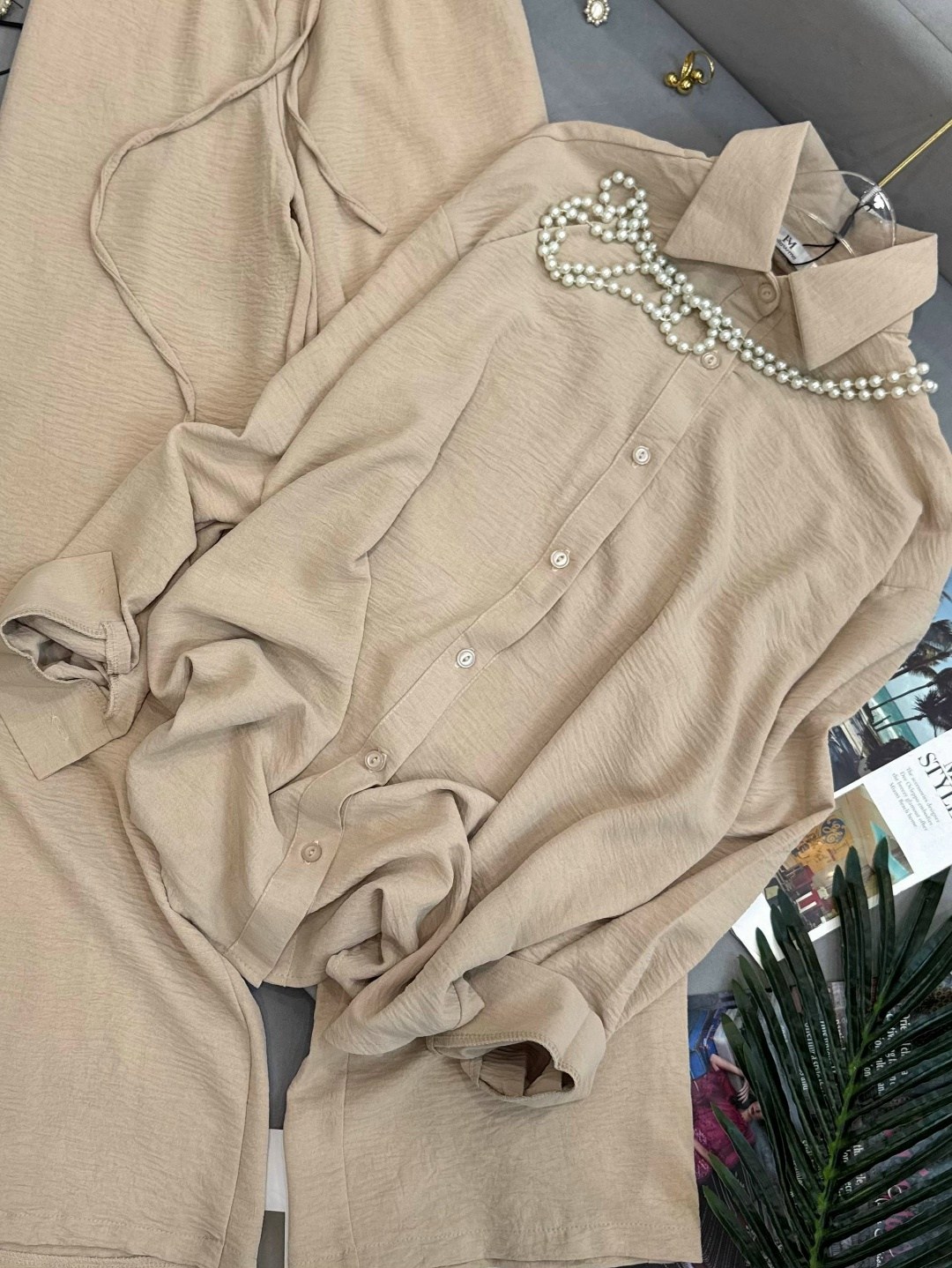 костюм классический,рубашка женская,блузка стильная,женский костюм,рубашка и брюки