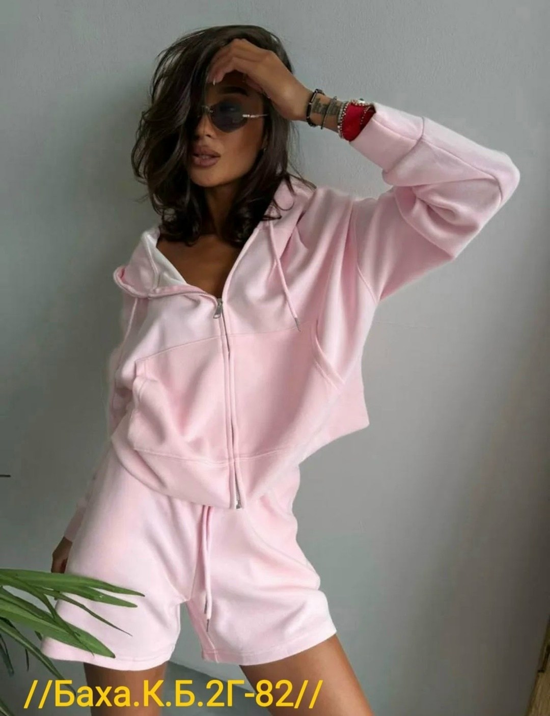 модные костюмы,шорты повседневные,спортивные костюм с шортами,костюм кофта и шорты