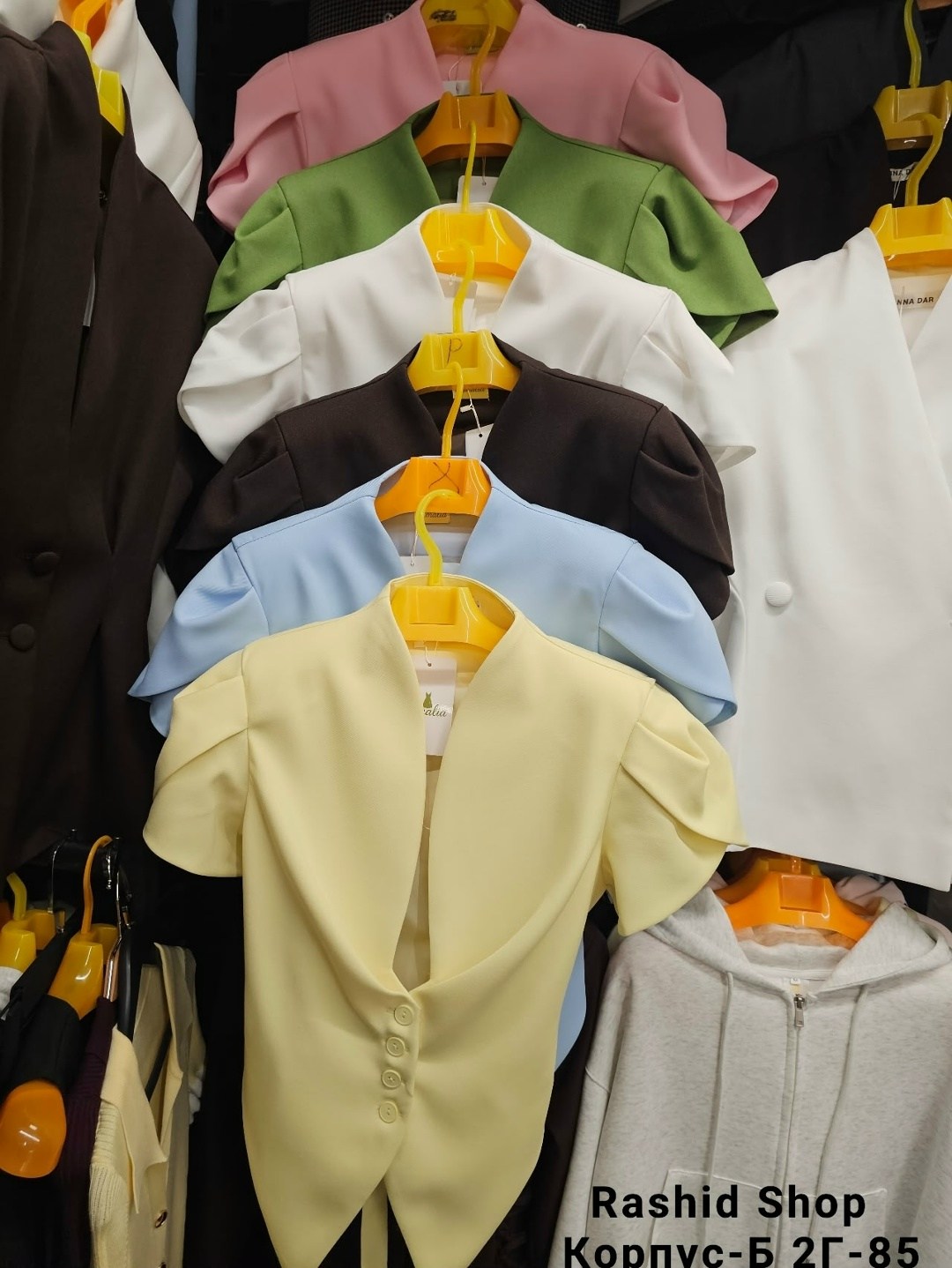 жилетка женская,жилет классический,женская блузка,элегантная женская блузка,костюм женский