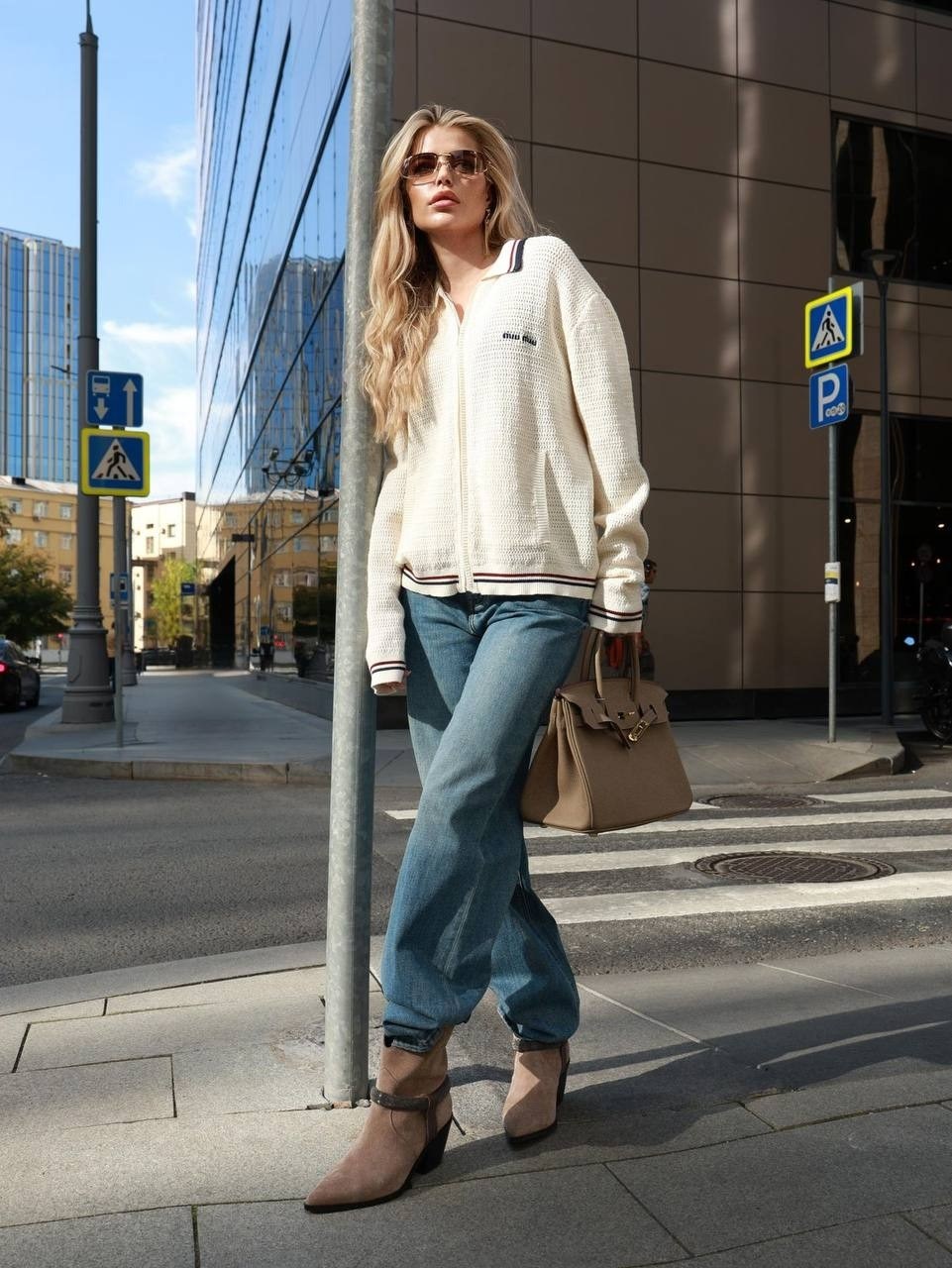 вязаный свитер оверсайз,мода современная,модные свитера,женский свитер оверсайз