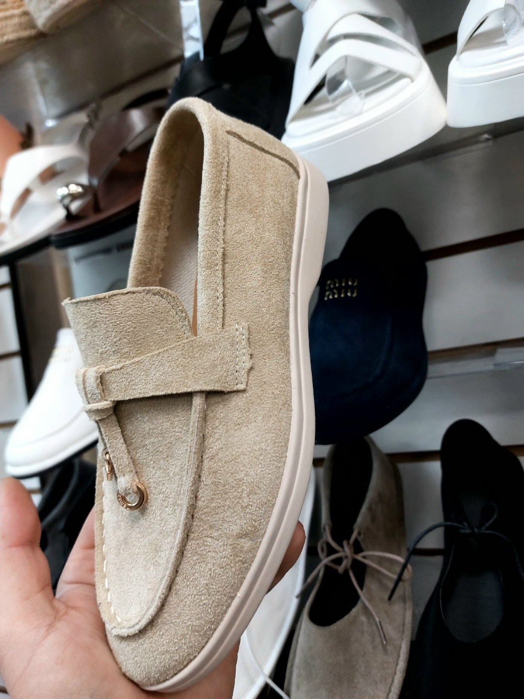 лоферы из натуральной замши loro piana premium shoes,лоферы натуральная замша лорики loro piana,лоферы loro piana,лоферы из натуральной замши loro piana,