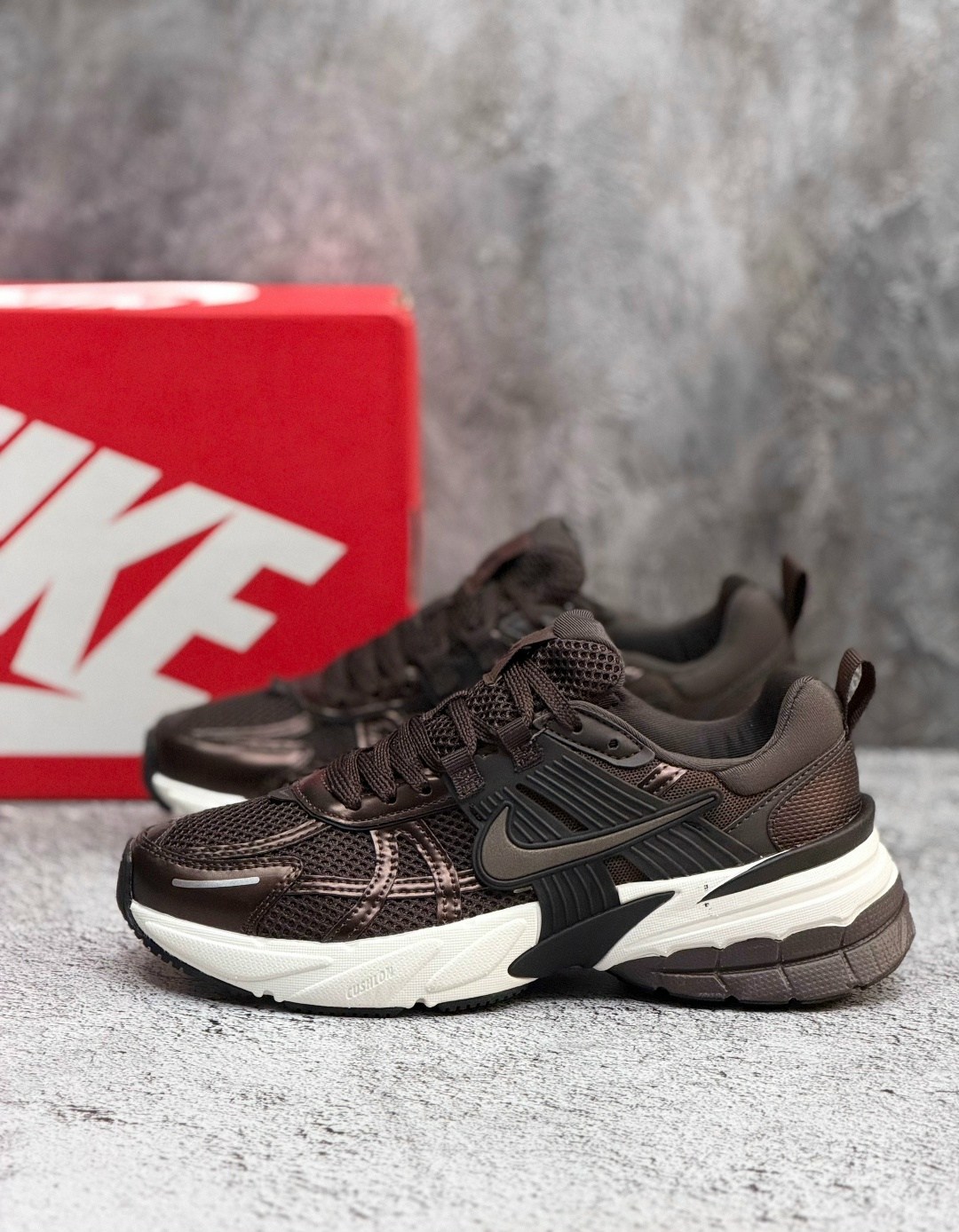 женские повседневные кроссовки nike v2k run коричневый,кроссовки nike,кроссовки nike v 2 k run,кроссовки,женские кроссовки nike