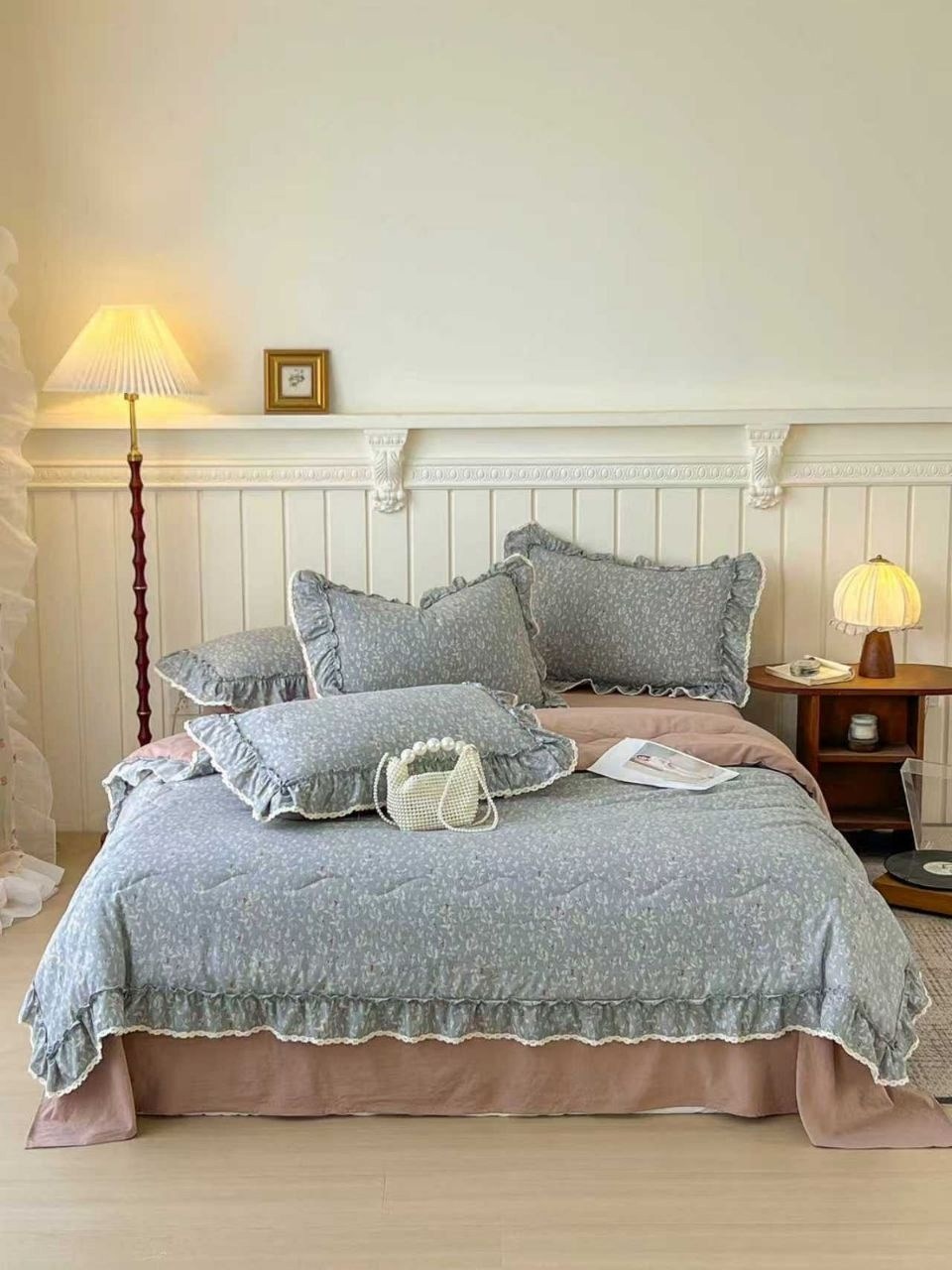 комплект постельного белья,постельного белья,покрывала,покрывало комплект,пододеяльник с рюшами