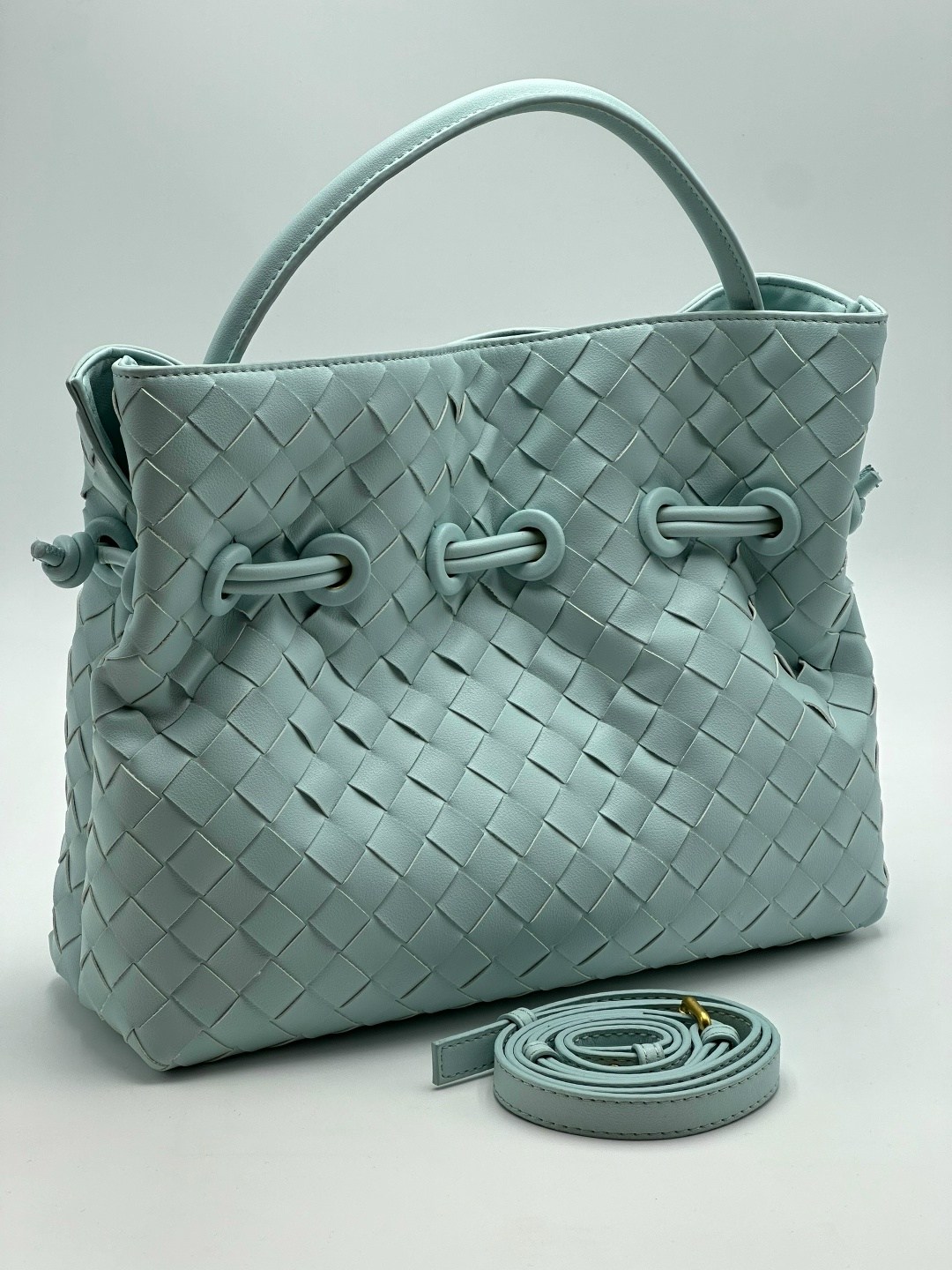 bottega veneta сумка,сумка,женская сумка,розовая сумка,плетеная сумка