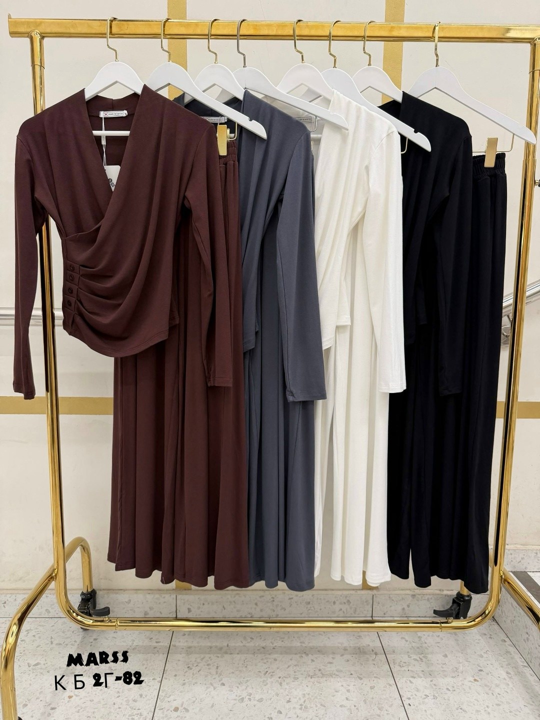 костюм белый,костюм тройка женский,костюм из мягкой вискозы с лонгсливом и свободными,костюм,женский костюм белый